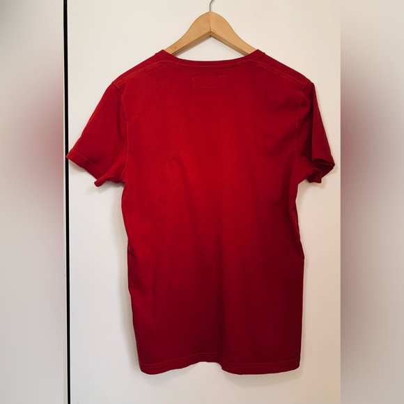 🔥 Abercrombie & Fitch Vintage Vibe Red Tee - Size S - Used Good - Steal It Befo - Picture 2 of 3